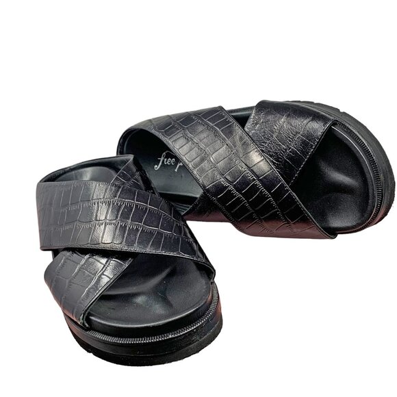 Free People Embossed Leather Criss Cross‎ Platform Slides Sandals - Picture 1 of 11